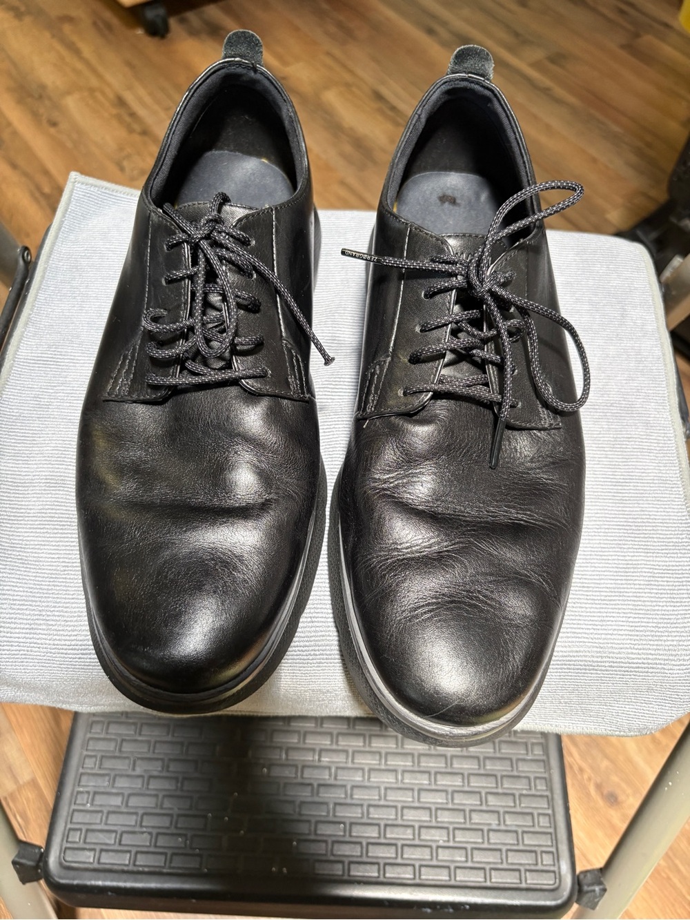 Cole Haan Black Leather Derby Lace-Up Shoes